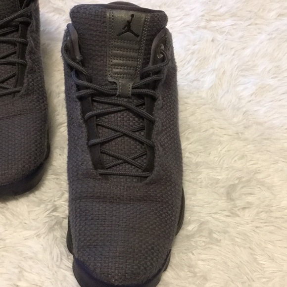 Jordan sneakers sz 7m gray color - Picture 4 of 13